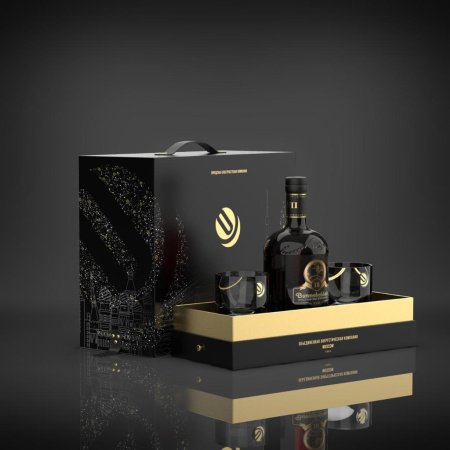  Фотография короб 40×40×17 см под бутылку и 2 бокала